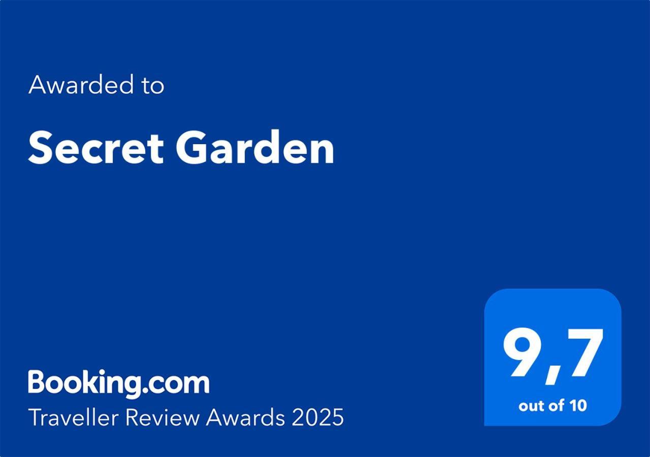 Secret Garden Leilighet Črni Kal Eksteriør bilde